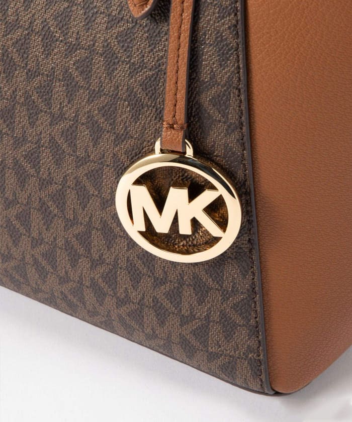 マイケルコース
