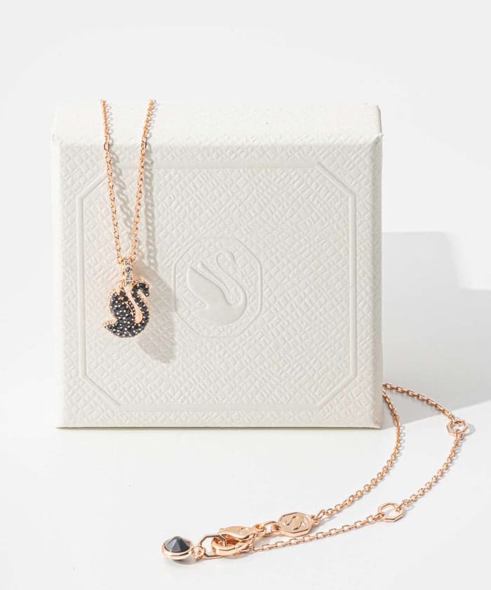 スワロフスキー