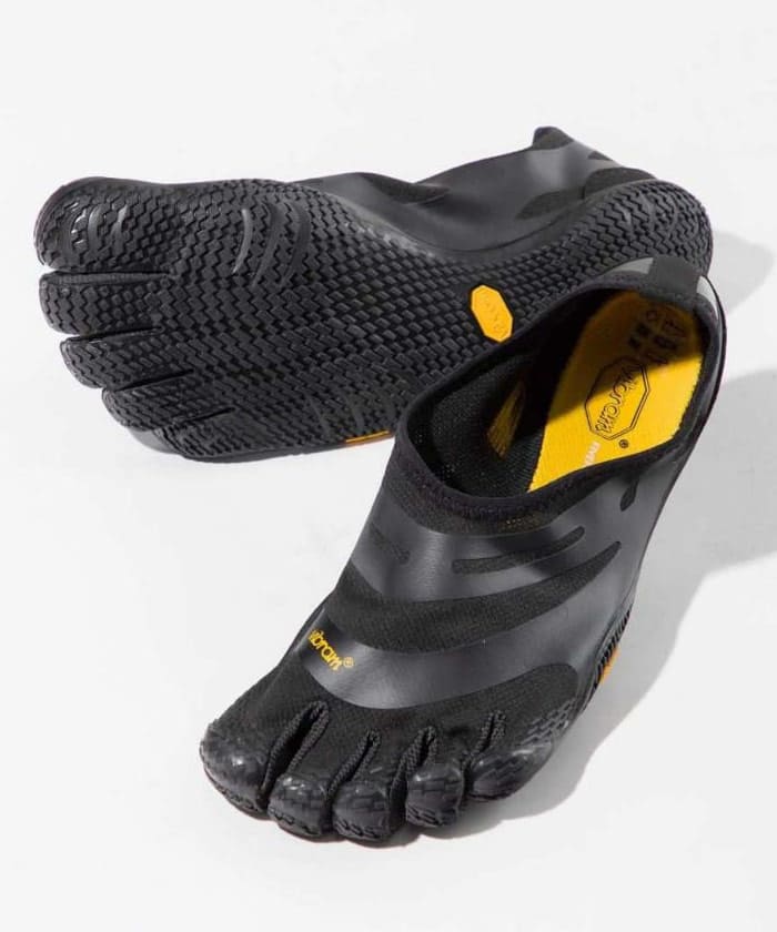 ビブラムファイブフィンガーズ